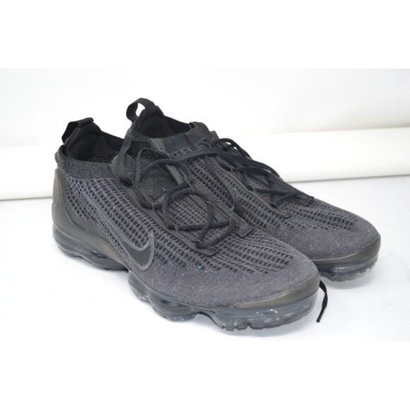 Nike Air Vapormax 2021 FK Mens size 10 Flyknit Triple Black Antracite DH4084-001 - Picture 1 of 14
